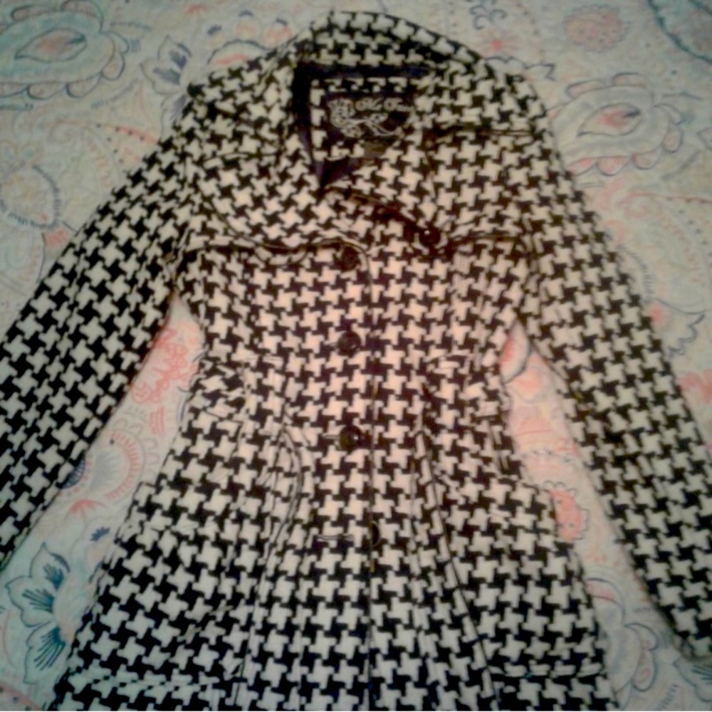 Houndstooth jacket medium